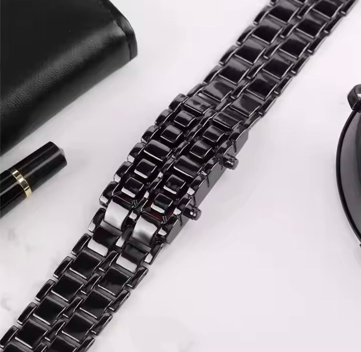 Montres de Couple Numériques 2025 en Acier Inoxydable