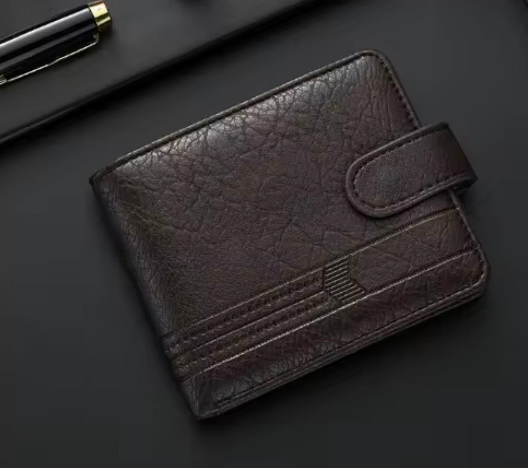 Billetera de Hombre de Cuero PU – Elegancia Compacta y Organización Funcional