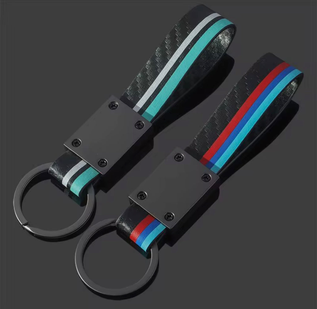 "Motorsport" Premium Keychain – Genuine Carbon Pattern Leather & Zinc Alloy
