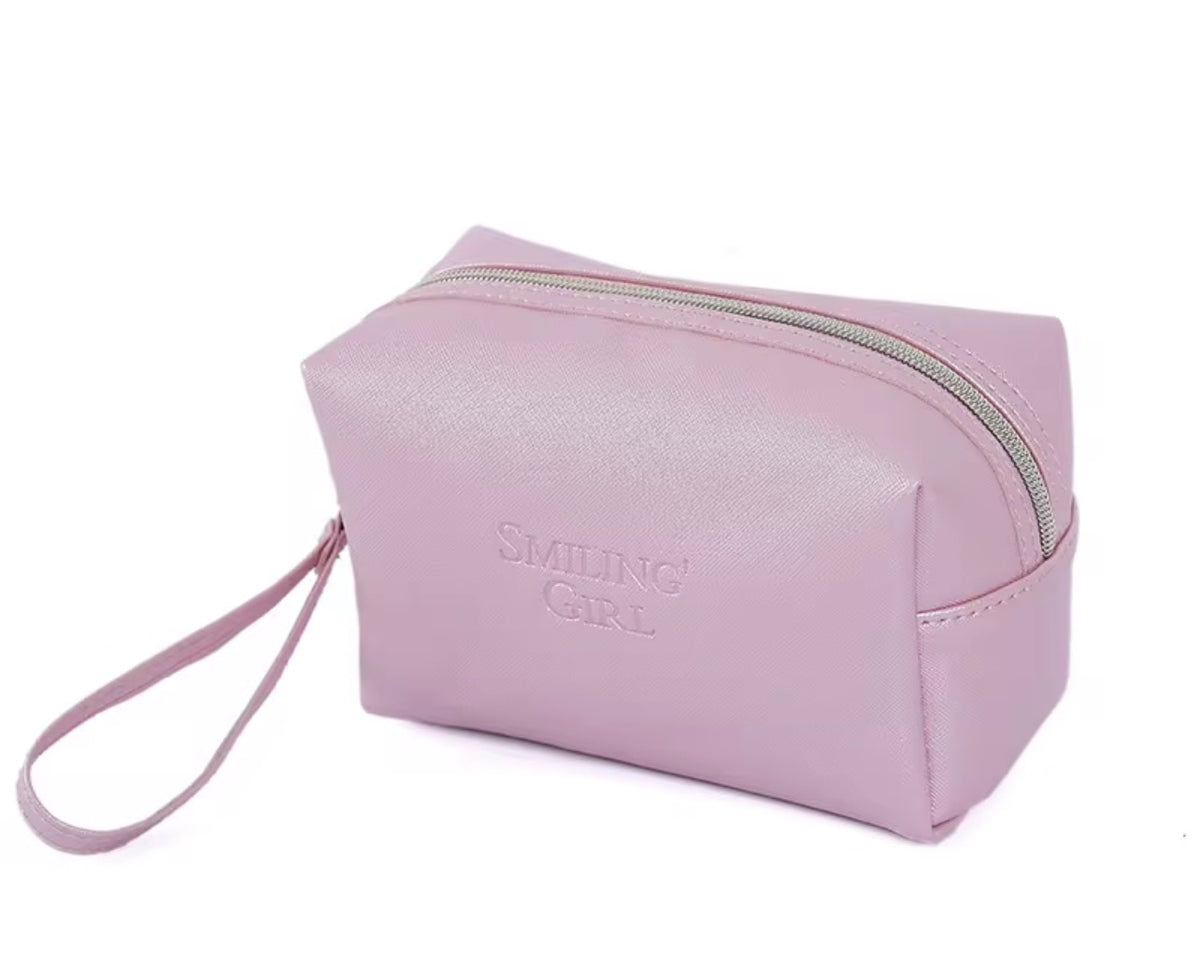 Neceser de Maquillaje "Smiling Girl" de Piel Sintética – Estuche Cosmético Moderno, Organizador de Viaje Elegante y Práctico